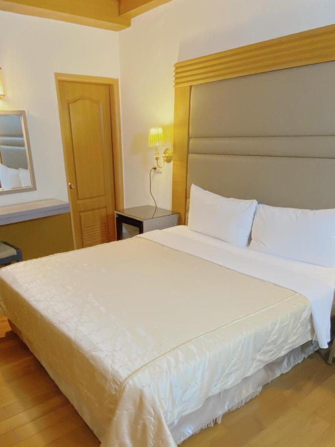 H Hotel Tajpej Kültér fotó